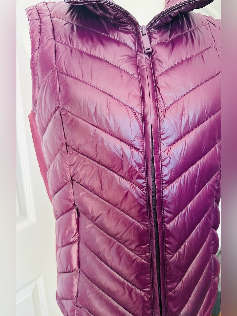 Calvin Klein Quilted Puffer Vest in Plum - Picture 2 of 7